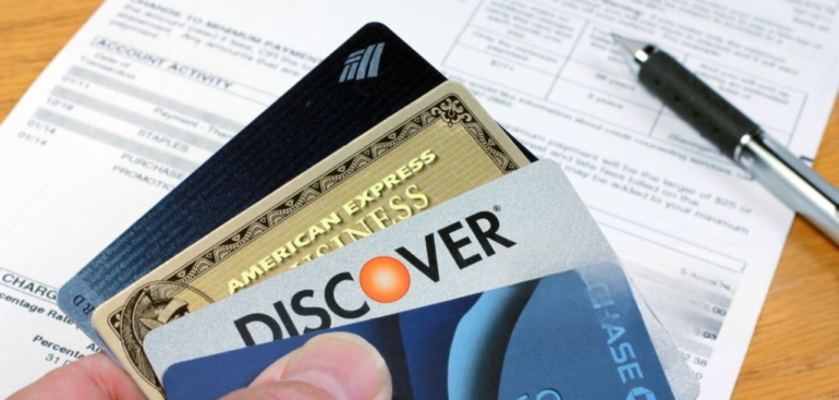 young adults, unlock financial success! explore the best credit cards to build credit, save on purchases, and enjoy rewards for everyday spending