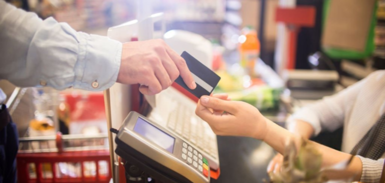 simplify spending and earn more! The best credit card for gas and groceries rewards you for every trip to the store or gas station.